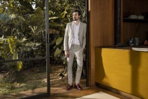 Leia mais sobre o artigo Dicas essenciais de moda masculina para o ano novo