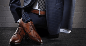 Leia mais sobre o artigo Cinto de couro masculino: como usar e criar combinações