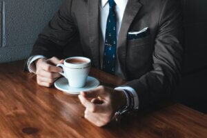 Leia mais sobre o artigo Escolhendo o modelo de sapato social ideal para o trabalho