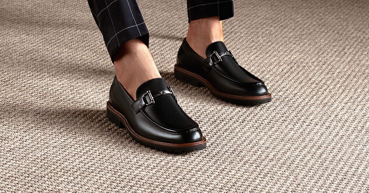 No momento, você está visualizando Tradição e design contemporâneo: conheça o loafer Santoro