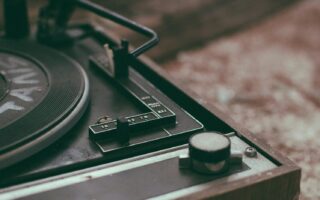 black and gray turntable